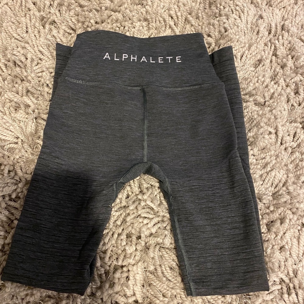 R6 revival leggings